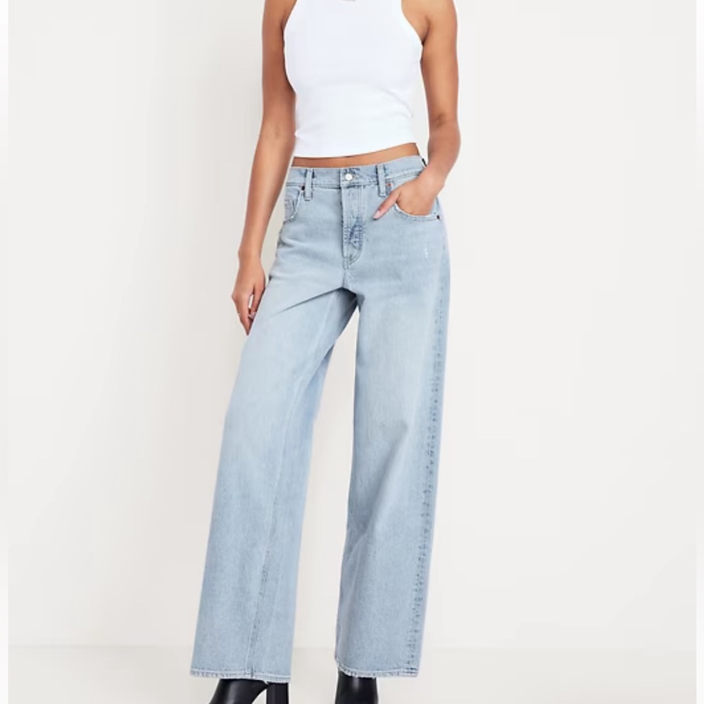 NWT Old Navy Mid-Rise Slouchy Wide-Leg Jeans Light Wash